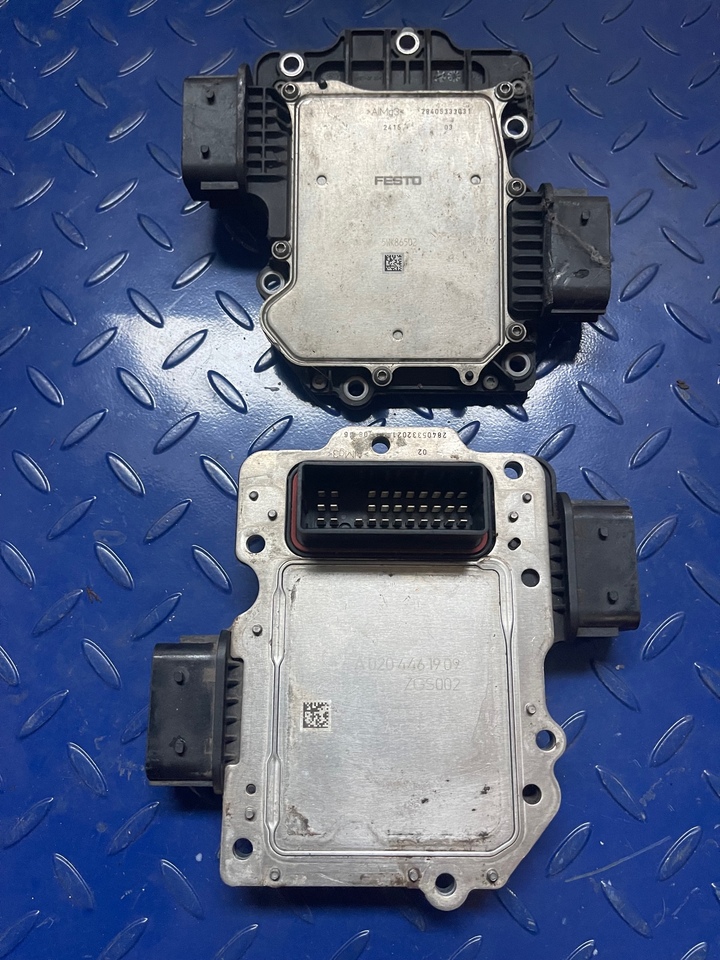 Caja de cambios y piezas para Camión nuevo Mercedes Actros Arocs Euro 6 FESTO TCM VIRGIN Gear Selector 4463534021 Gear Selector a0204461109: foto 6