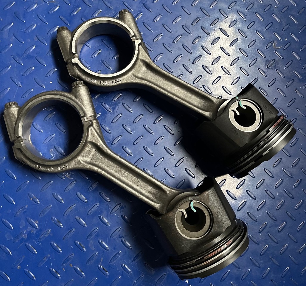 Mercedes Piston OM471 Actros Euro 6 - Pistones/ Anillos/ Bujes para Camión: foto 2 Mercedes Piston OM471 Actros Euro 6 - Pistones/ Anillos/ Bujes para Camión: foto 2