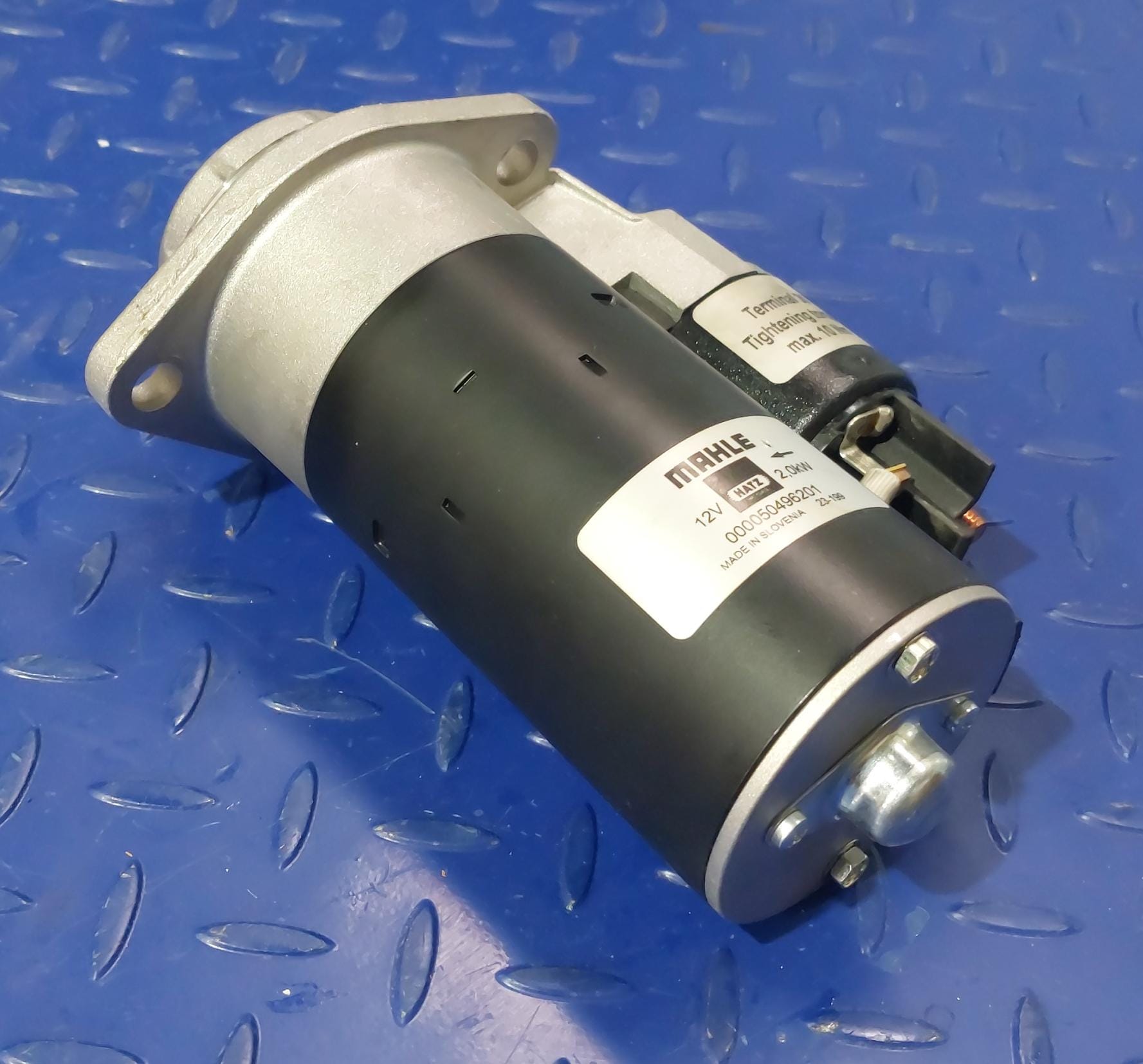 BOMAG Electromotor pentru Hatz 1D41, 1D41S, 1D42 - 50496201 - Recambio para Minicargadora de cadenas: foto 1 BOMAG Electromotor pentru Hatz 1D41, 1D41S, 1D42 - 50496201 - Recambio para Minicargadora de cadenas: foto 1