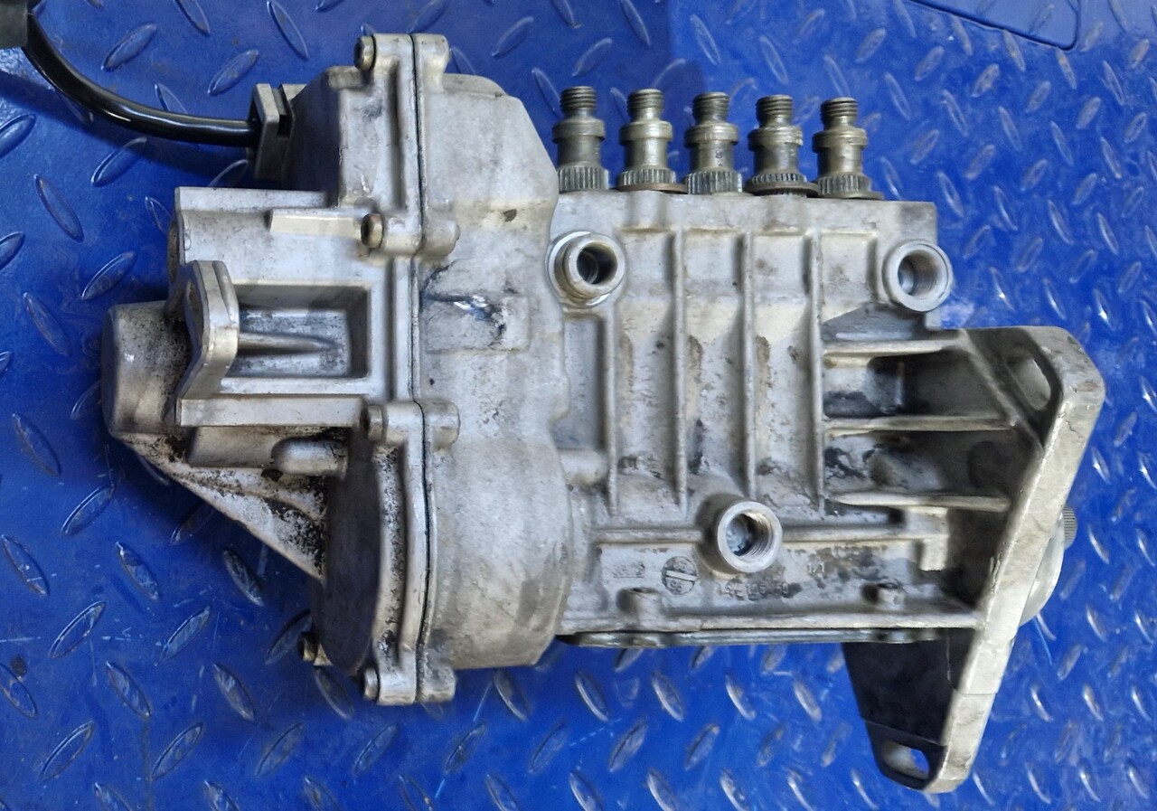 BOSCH INJECTION PUMP 0400195001 - Recambio para Otros maquinaria: foto 5 BOSCH INJECTION PUMP 0400195001 - Recambio para Otros maquinaria: foto 5