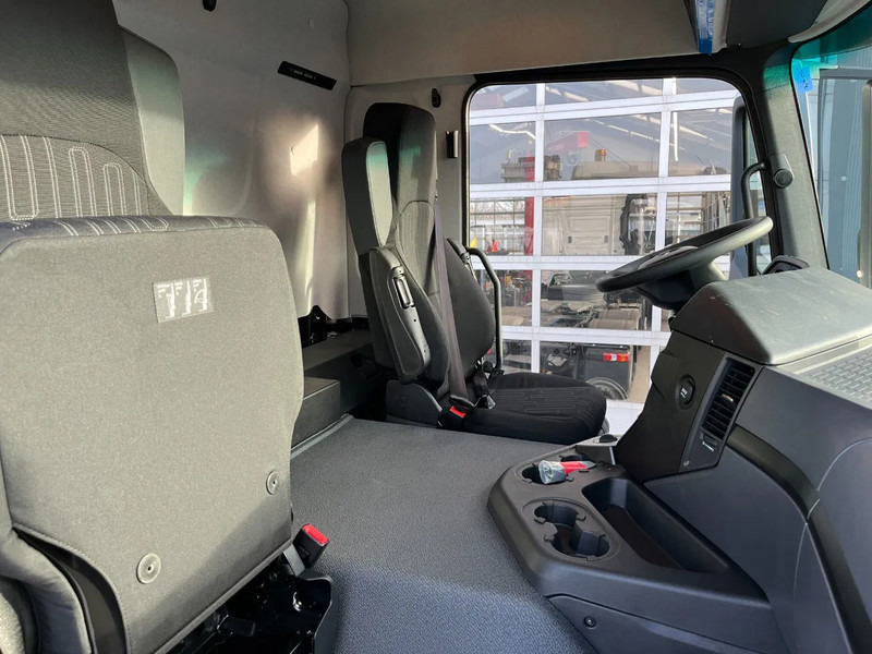 Camión lona nuevo Mercedes-Benz Arocs 3340 A 6x6 Cargo Truck: foto 14