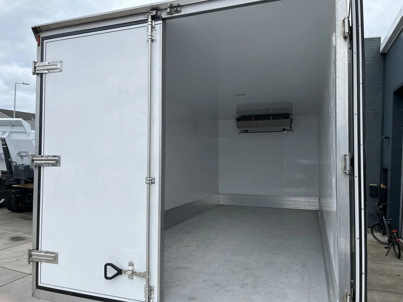 Camión frigorífico nuevo Mercedes-Benz Atego 1725 4x4 Refrigerator Truck (6 units): foto 10