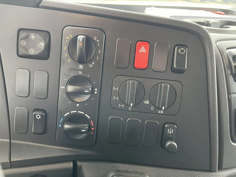 Camión frigorífico nuevo Mercedes-Benz Atego 1725 4x4 Refrigerator Truck (6 units): foto 16
