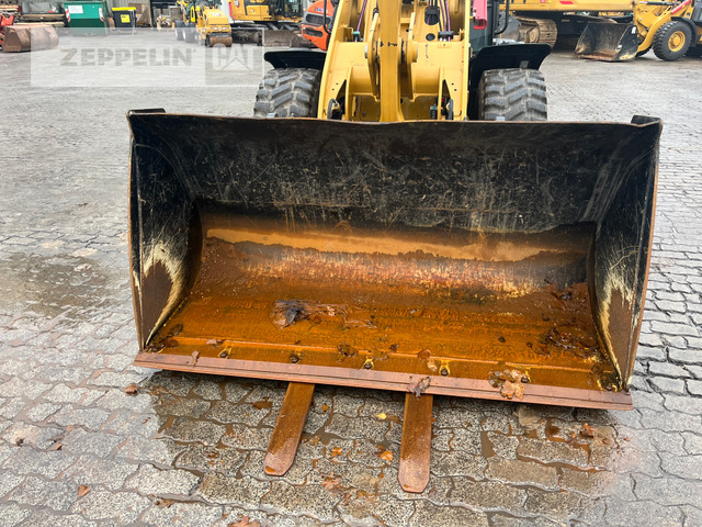 Cat 906-14 - Cargadora de ruedas: foto 2 Cat 906-14 - Cargadora de ruedas: foto 2