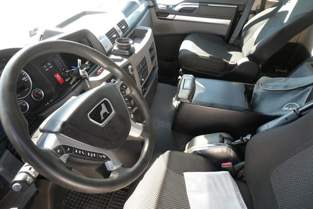 Dúmper MAN TG-S 35.460 8x6 4 Achs Muldenkipper Meiller 18m³: foto 15 Dúmper MAN TG-S 35.460 8x6 4 Achs Muldenkipper Meiller 18m³: foto 15