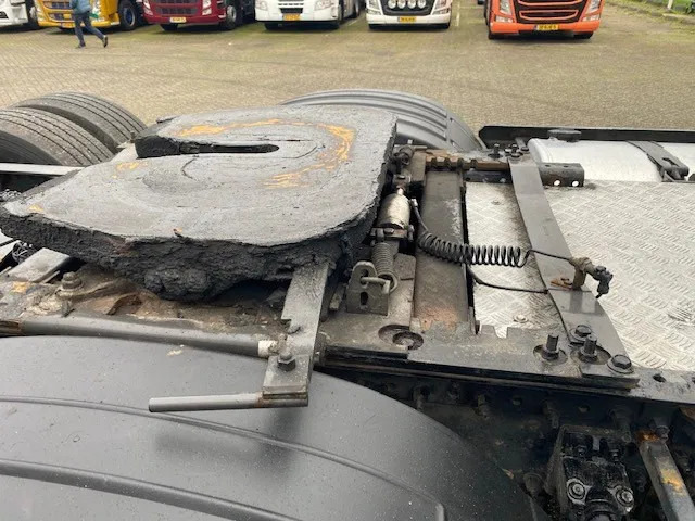 Volvo FH 16 6x2 sleepas trekker ,DL ,750 pk, XL cabine , schuifschotel . - Cabeza tractora: foto 5 Volvo FH 16 6x2 sleepas trekker ,DL ,750 pk, XL cabine , schuifschotel . - Cabeza tractora: foto 5