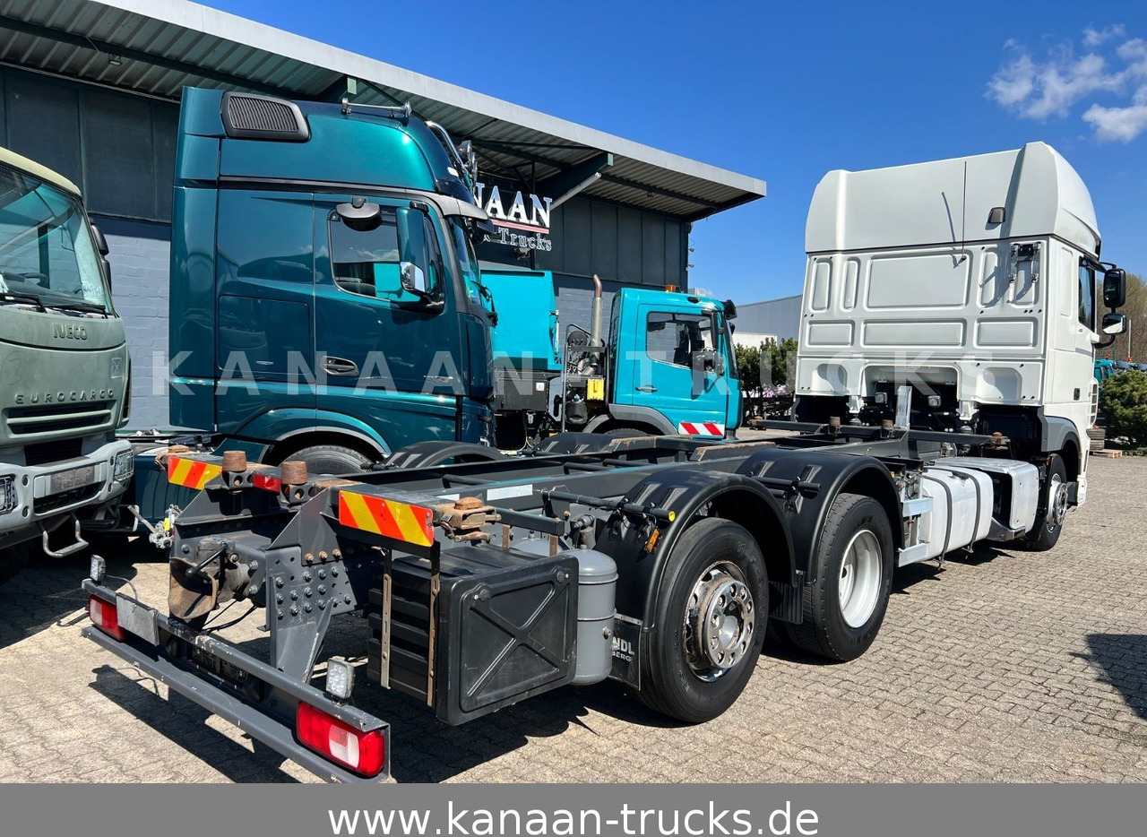 DAF XF 480 SSC 6x2 BDF Standklima - Camión portacontenedore/ Intercambiable: foto 3 DAF XF 480 SSC 6x2 BDF Standklima - Camión portacontenedore/ Intercambiable: foto 3