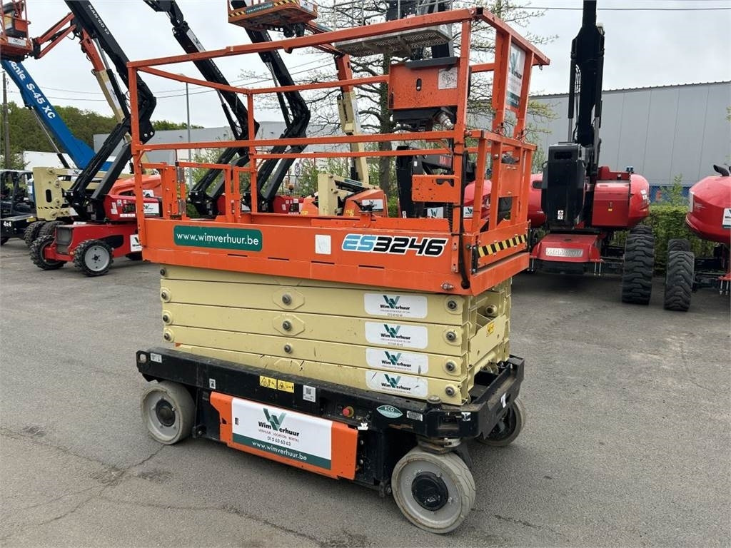 JLG 3246ES (6778) - Plataforma de tijeras: foto 5 JLG 3246ES (6778) - Plataforma de tijeras: foto 5