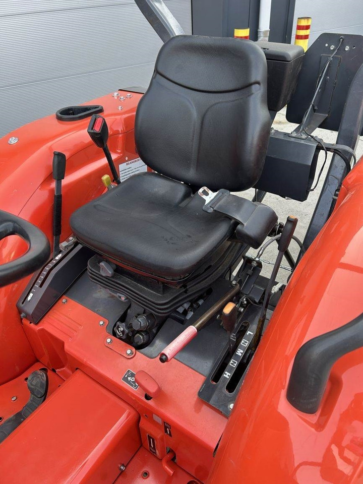 Tractor municipal Kubota L1-382 (5278): foto 7