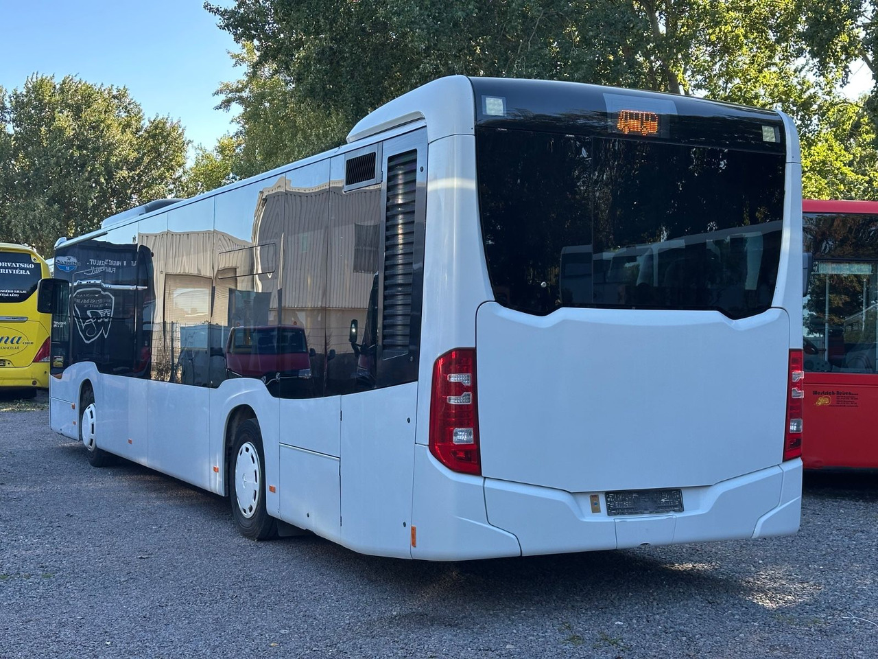 Mercedes-Benz O 530 C2 Citaro Euro 6*Klimaanlage - Autobús urbano: foto 2 Mercedes-Benz O 530 C2 Citaro Euro 6*Klimaanlage - Autobús urbano: foto 2