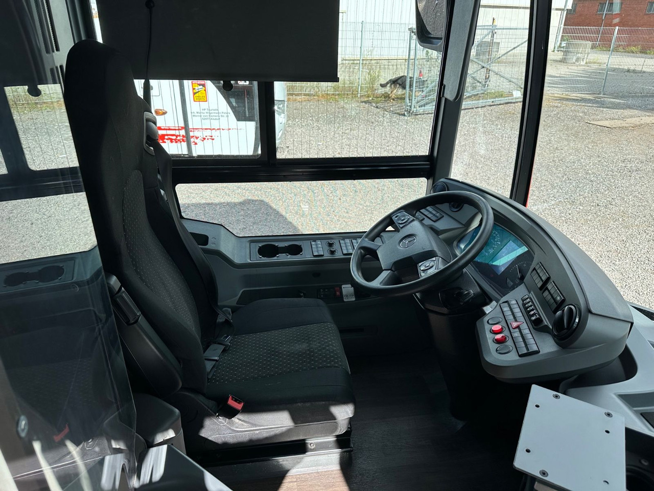 Mercedes-Benz O 530 C2 Citaro LE 260KW*Klimaanlage*Hybrid - Autobús urbano: foto 5 Mercedes-Benz O 530 C2 Citaro LE 260KW*Klimaanlage*Hybrid - Autobús urbano: foto 5