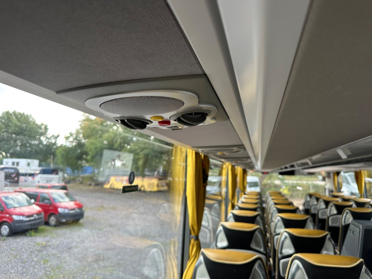 Leasing de  Mercedes-Benz Tourismo O350 RHD (Euro 6 VI *DE*TOP) Mercedes-Benz Tourismo O350 RHD (Euro 6 VI *DE*TOP): foto 22 Leasing de  Mercedes-Benz Tourismo O350 RHD (Euro 6 VI *DE*TOP) Mercedes-Benz Tourismo O350 RHD (Euro 6 VI *DE*TOP): foto 22