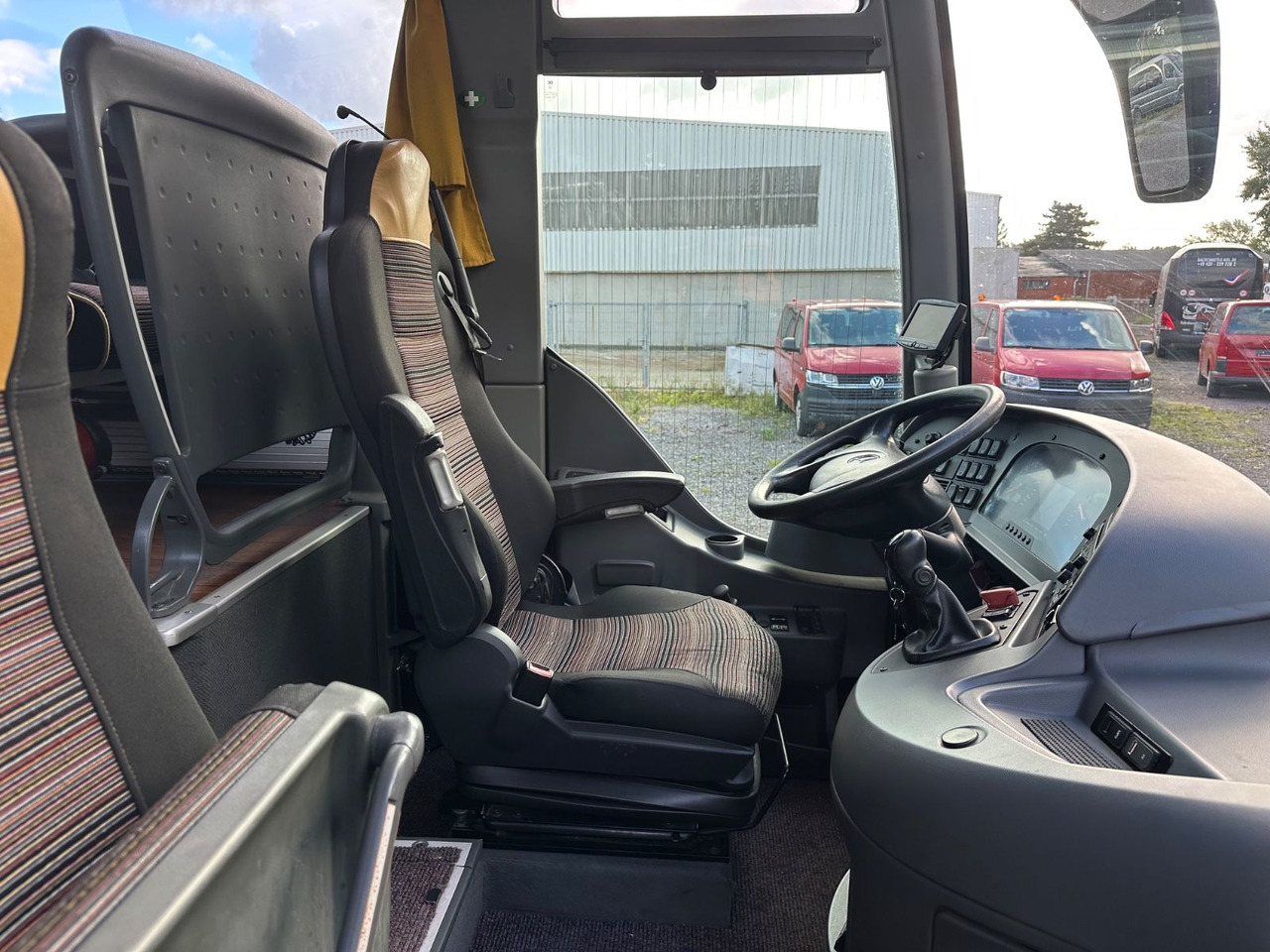 Leasing de  Mercedes-Benz Tourismo O350 RHD (Euro 6 VI *DE*TOP) Mercedes-Benz Tourismo O350 RHD (Euro 6 VI *DE*TOP): foto 12 Leasing de  Mercedes-Benz Tourismo O350 RHD (Euro 6 VI *DE*TOP) Mercedes-Benz Tourismo O350 RHD (Euro 6 VI *DE*TOP): foto 12