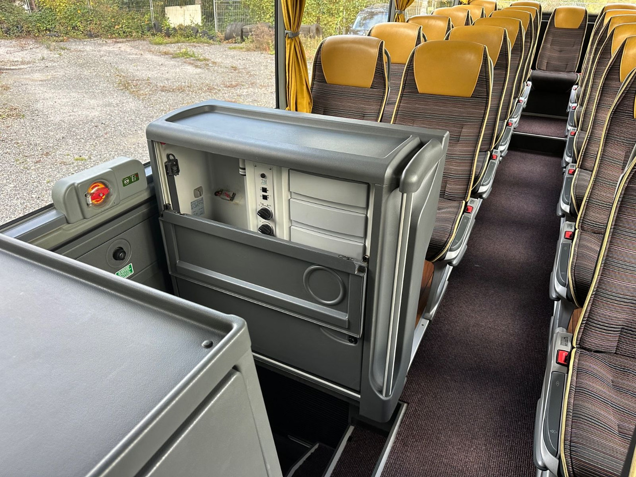Leasing de  Mercedes-Benz Tourismo O350 RHD (Euro 6 VI *DE*TOP) Mercedes-Benz Tourismo O350 RHD (Euro 6 VI *DE*TOP): foto 17 Leasing de  Mercedes-Benz Tourismo O350 RHD (Euro 6 VI *DE*TOP) Mercedes-Benz Tourismo O350 RHD (Euro 6 VI *DE*TOP): foto 17