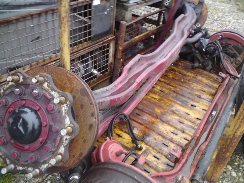 MERCEDES BENZ VL4/51DC-7,5 - Eje delantero: foto 1 MERCEDES BENZ VL4/51DC-7,5 - Eje delantero: foto 1